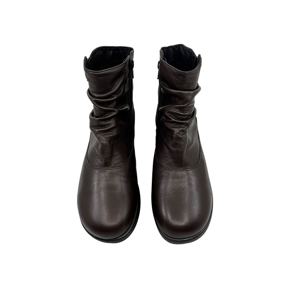 真皮質感抓皺低筒女靴