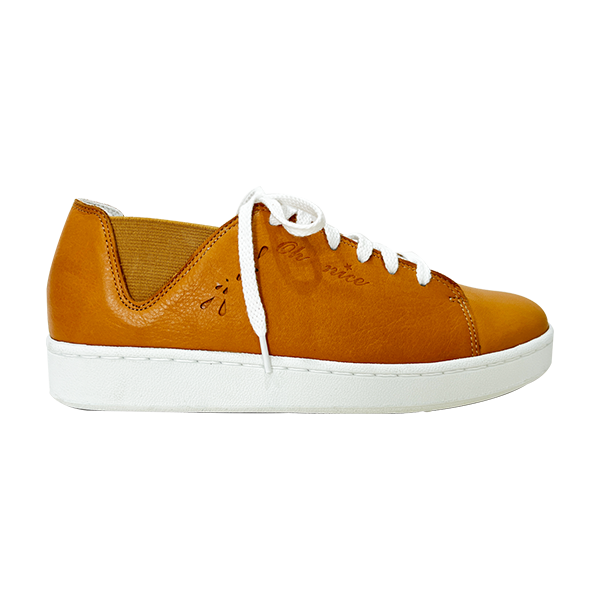 素面鏤空綁帶休閒鞋