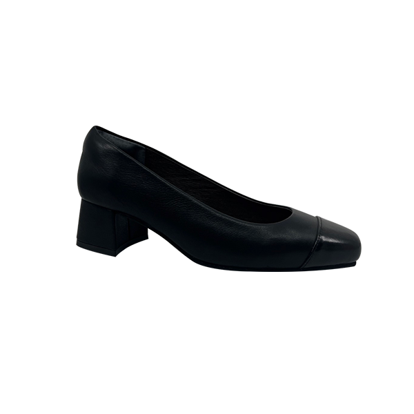 真皮撞色百搭低跟鞋