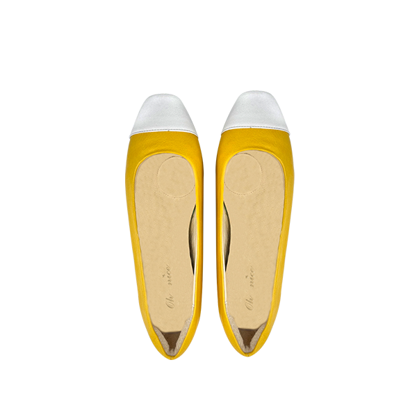 真皮撞色百搭低跟鞋